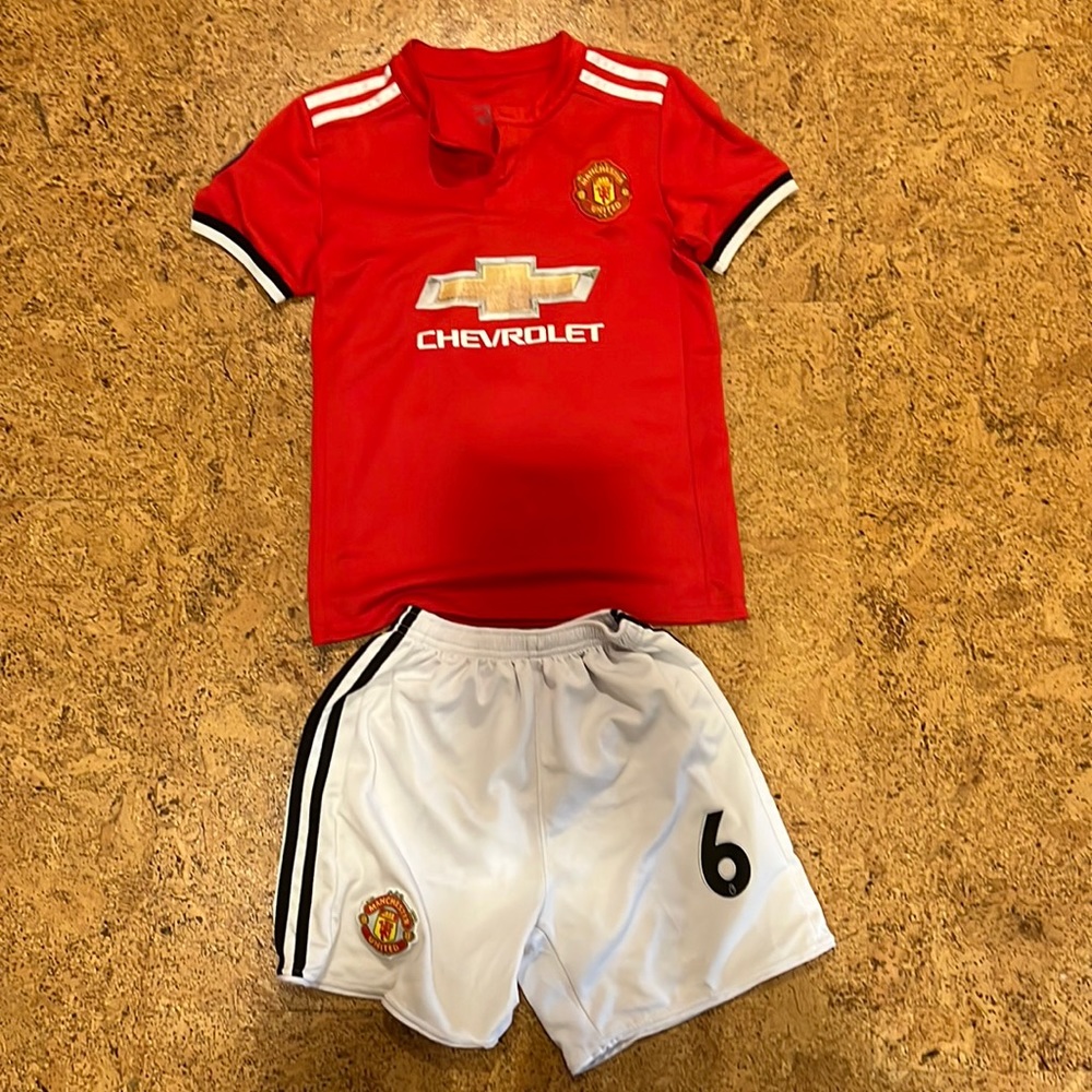 Manchester United Pogba Soccer Kit-youth small